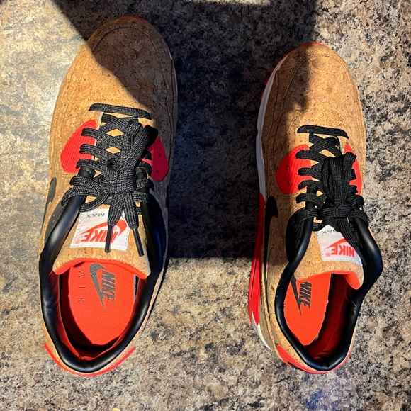 ‘Cork’ Nike Air Max 90, neon pink, size 8.5 - Picture 4 of 4